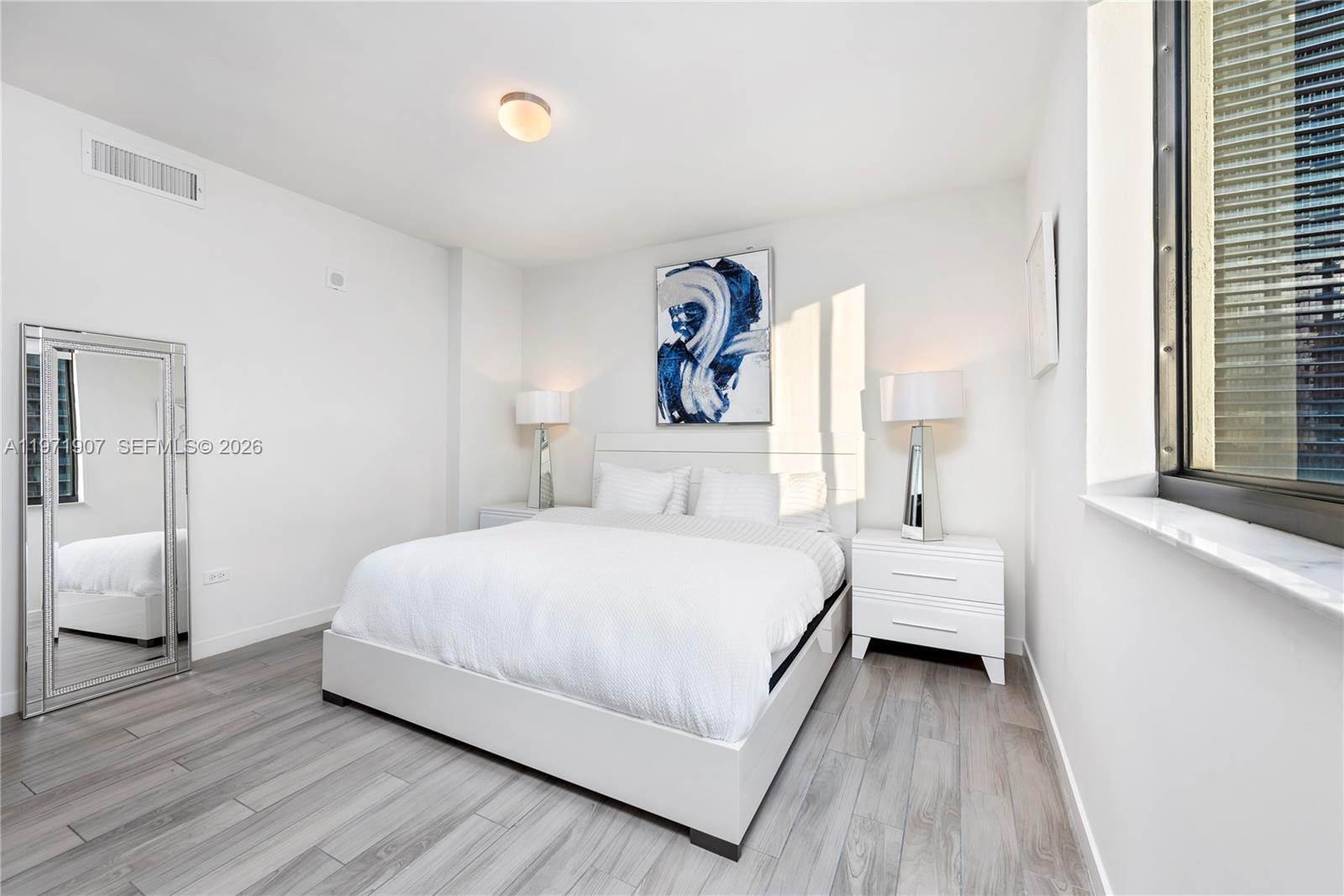 999 Southwest 1st Avenue, Unit 2204 Miami, FL 33130 - Photo 10 of 37