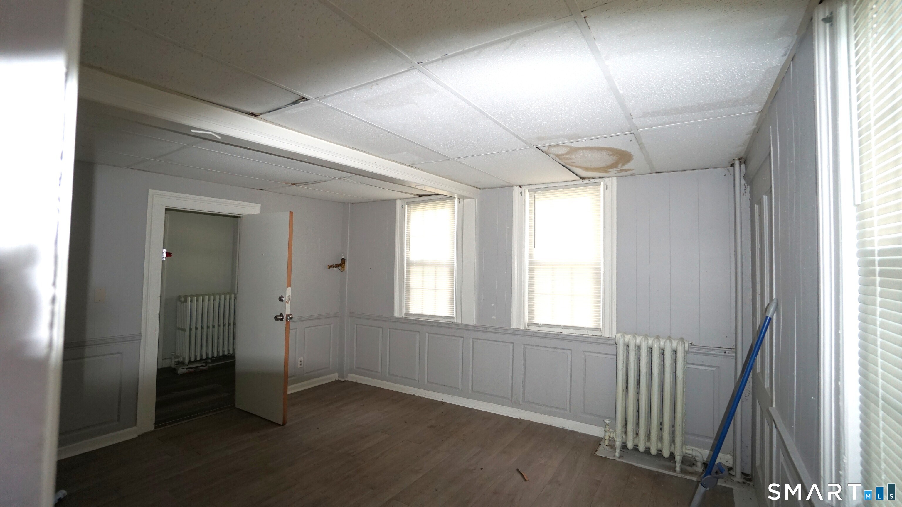 245 Deerfield Road Windsor, CT 06095 - Photo 26 of 27 Living area in 1 bedroom unit.