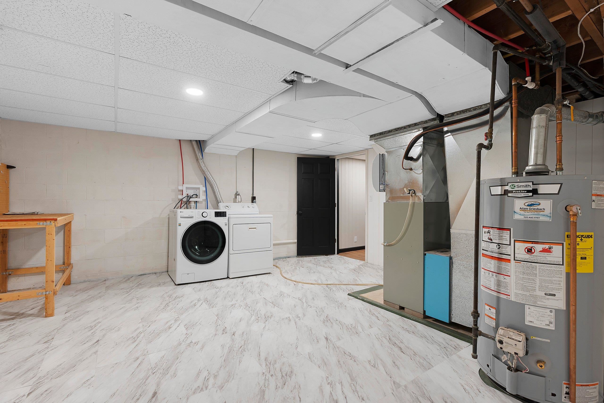 1040 East Moorpark Avenue Appleton, WI 54911 - Photo 23 of 27