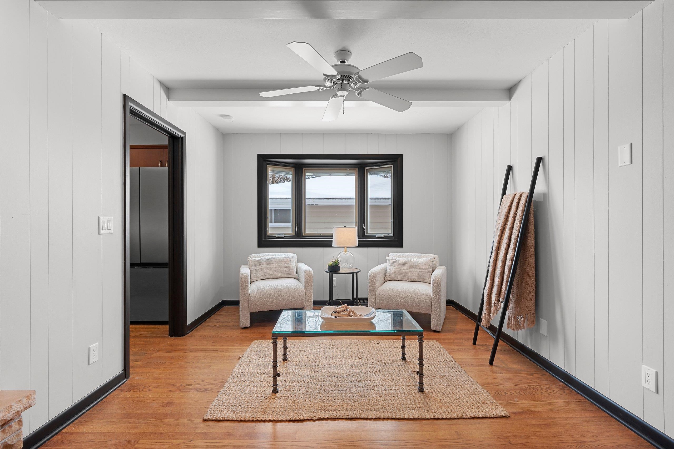 1040 East Moorpark Avenue Appleton, WI 54911 - Photo 10 of 27