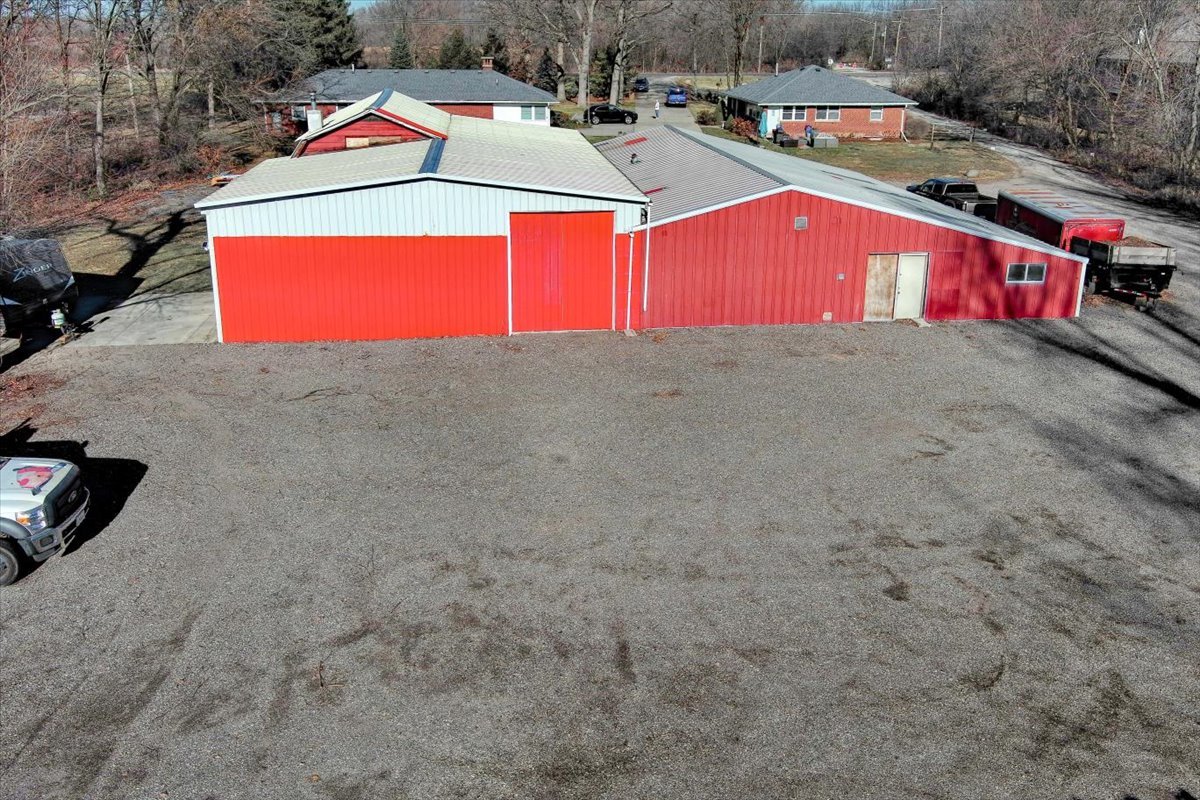 33W109 Butterfield Road Aurora, IL 60502 - Photo 5 of 9 Gallery Image 5
