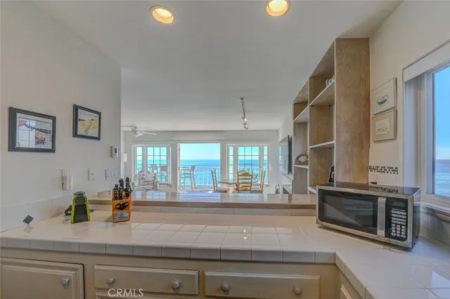 $8,000 | 1021 Gaviota Drive, Laguna Beach, CA 92651