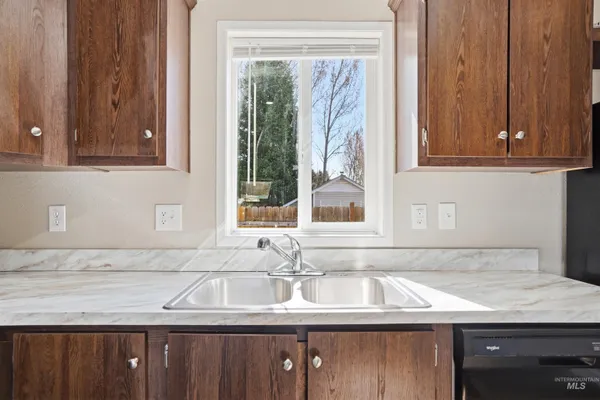 $600,000 | 352 & 374 E E Idaho Street, Middleton, ID 83644