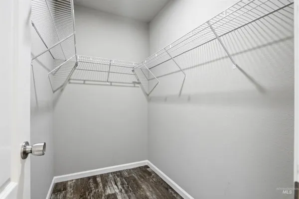 $600,000 | 352 & 374 E E Idaho Street, Middleton, ID 83644