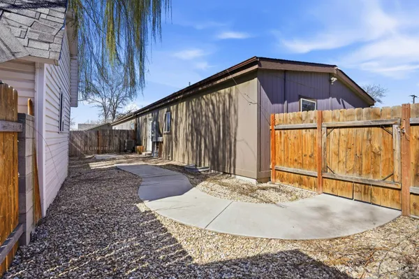 $600,000 | 352 & 374 E E Idaho Street, Middleton, ID 83644