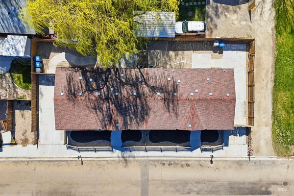 $600,000 | 352 & 374 E E Idaho Street, Middleton, ID 83644