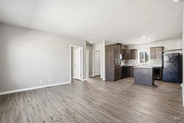 $600,000 | 352 & 374 E E Idaho Street, Middleton, ID 83644