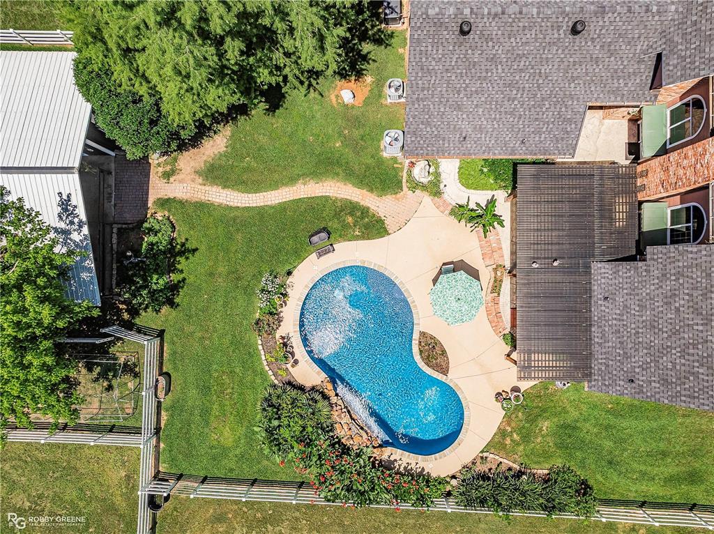 1171 Wemple Road Bossier City, LA 71111 - Photo 22 of 31 Aerial view of a pool