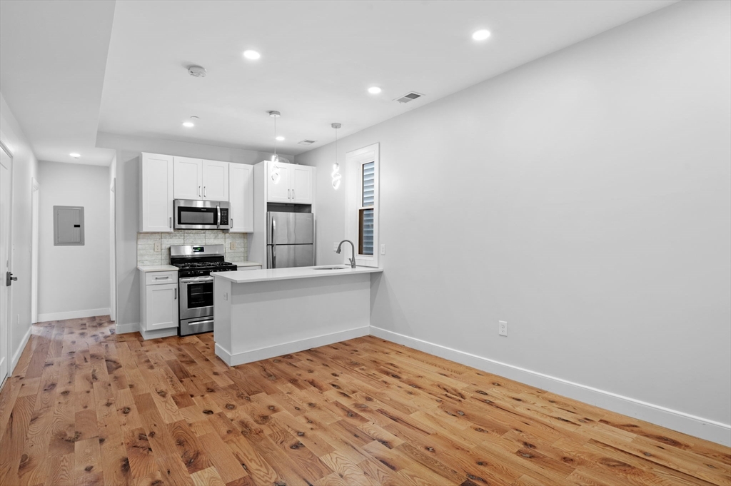 283 Chelsea Street, Unit 2 Boston, MA 02128 - Photo 6 of 18