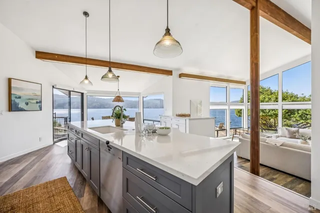 $4,000,000 | 17523 Highway 1, Marshall, CA 94940