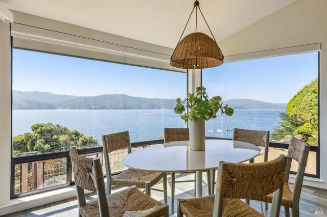 $4,000,000 | 17523 Highway 1, Marshall, CA 94940