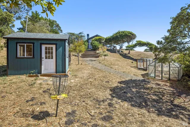 $4,000,000 | 17523 Highway 1, Marshall, CA 94940