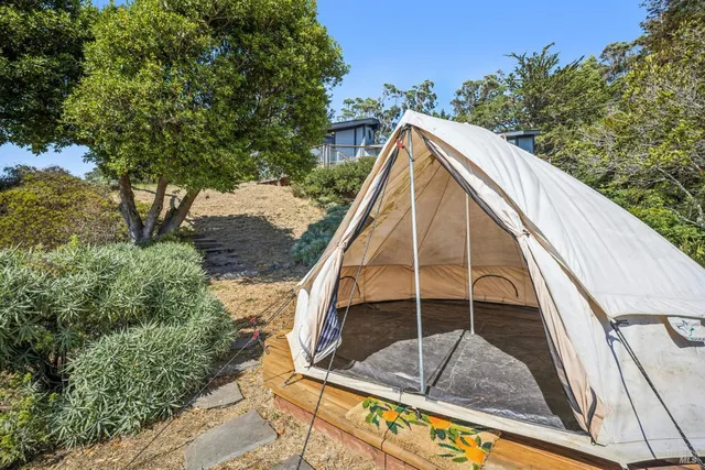 $4,000,000 | 17523 Highway 1, Marshall, CA 94940