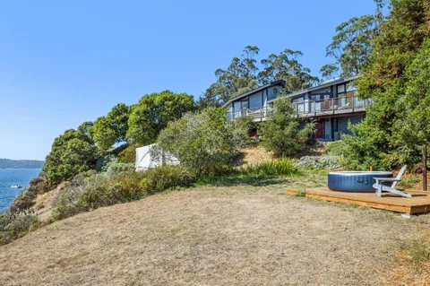 $3,600,000 | 17523 Highway 1, Marshall, CA 94940