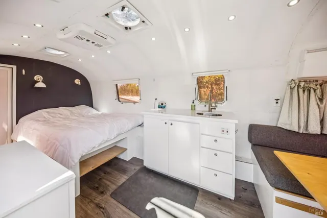 $4,000,000 | 17523 Highway 1, Marshall, CA 94940