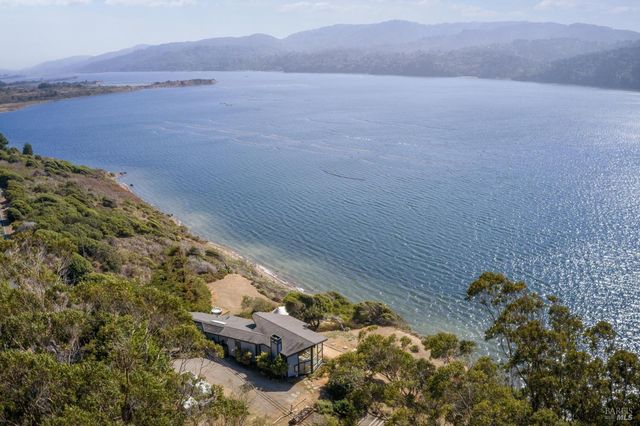 $3,600,000 | 17523 Highway 1, Marshall, CA 94940
