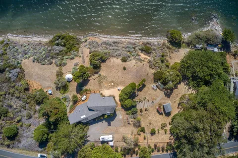 $3,600,000 | 17523 Highway 1, Marshall, CA 94940