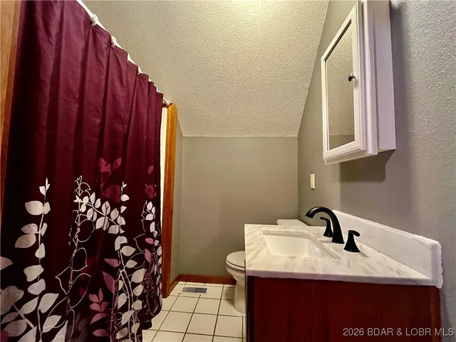 $465,000 | 430 Lewis Drive, Syracuse, MO 65354