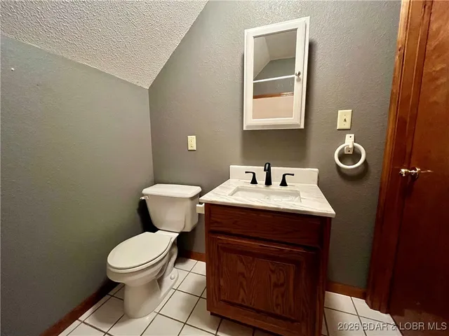 $465,000 | 430 Lewis Drive, Syracuse, MO 65354