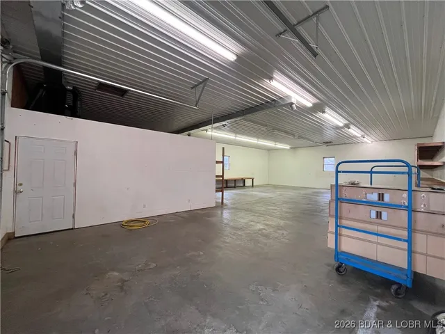 $465,000 | 430 Lewis Drive, Syracuse, MO 65354