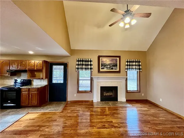 $465,000 | 430 Lewis Drive, Syracuse, MO 65354