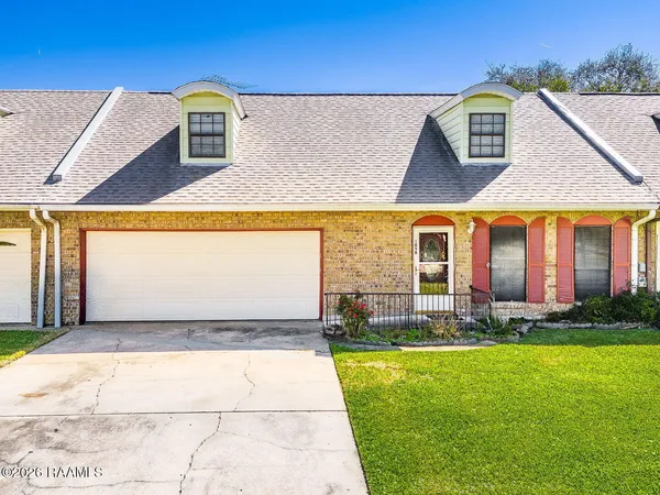 $195,000 | 109 Alyene Drive, Unit B, Lafayette, LA 70506