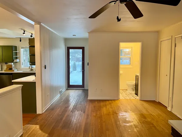 $409,000 | 705 West Fabyan Parkway, Geneva, IL 60134