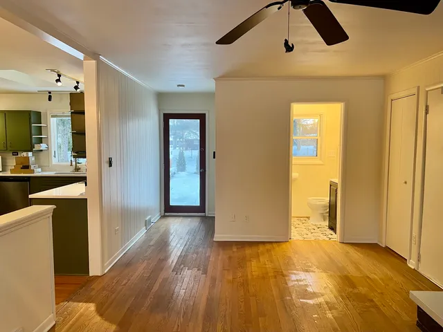 $409,000 | 705 West Fabyan Parkway, Geneva, IL 60134