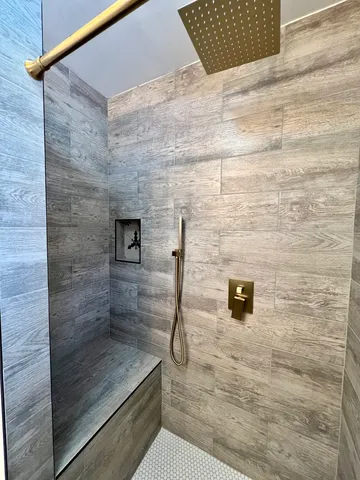 $409,000 | 705 West Fabyan Parkway, Geneva, IL 60134