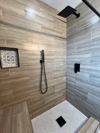 $409,000 | 705 West Fabyan Parkway, Geneva, IL 60134