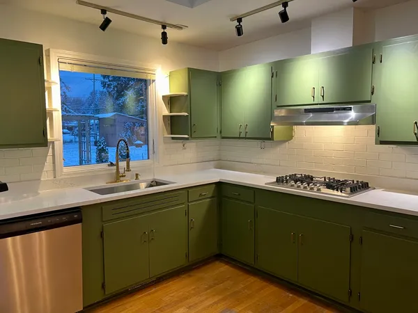 $409,000 | 705 West Fabyan Parkway, Geneva, IL 60134