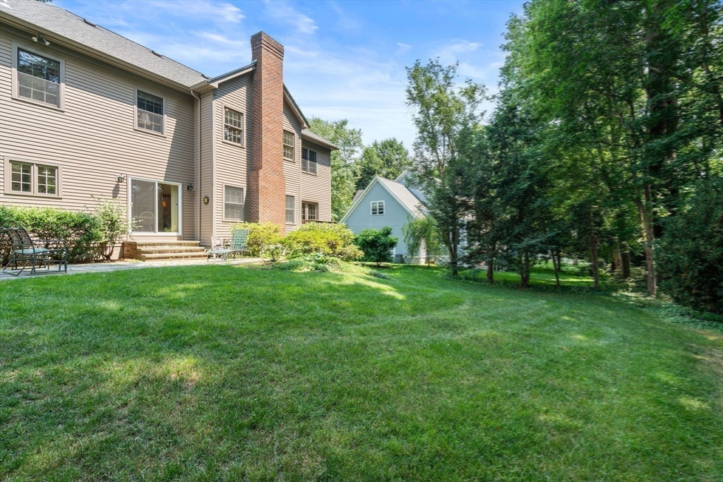 38 Upwey Road Wellesley, MA 02481 - Photo 34 of 40