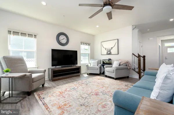 $900,000 | 8313 Carrig Court, Millersville, MD 21108