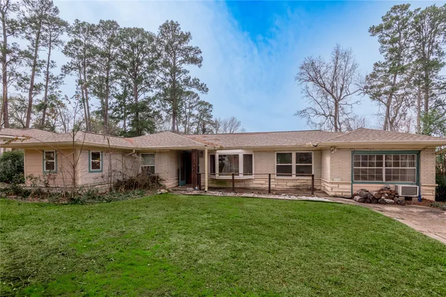 $205,000 | 2026 Ave Q, Huntsville, TX 77340