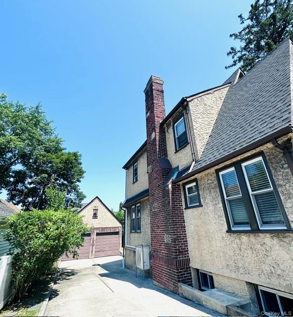25511 Iowa Road Great Neck, NY 11020 - Photo 2 of 18 Two garages