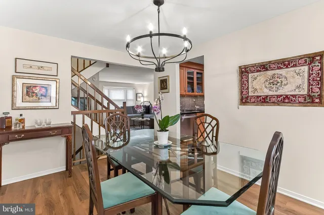 $974,900 | 221 Gundry Drive, Falls Church, VA 22046