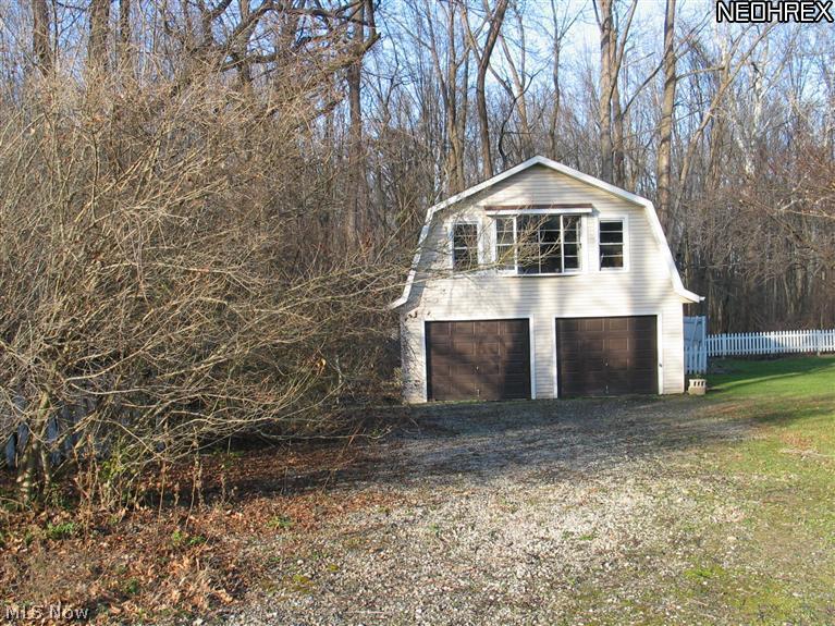 47400 Middle Ridge Road Amherst, OH 44001 - Photo 5 of 5 2nd 2 car Garage in Back