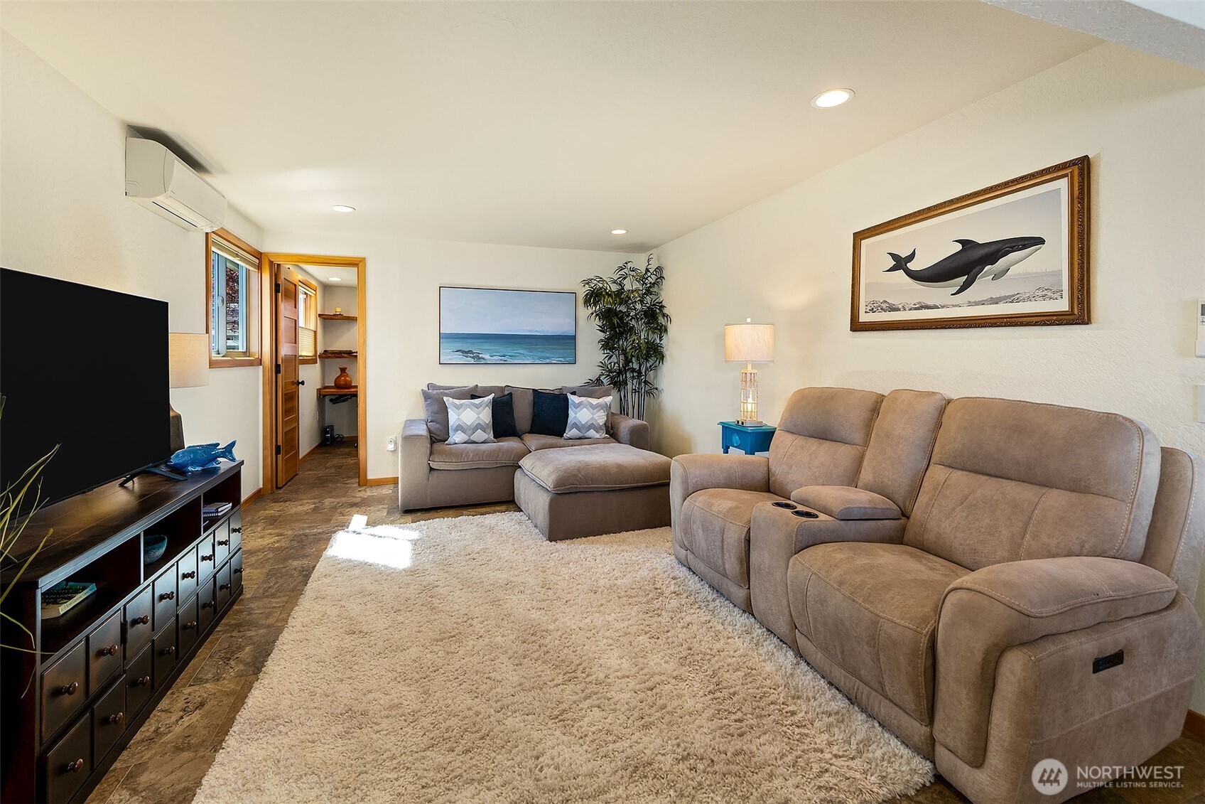 4906 Marshall Road Clinton, WA 98236 - Photo 11 of 40