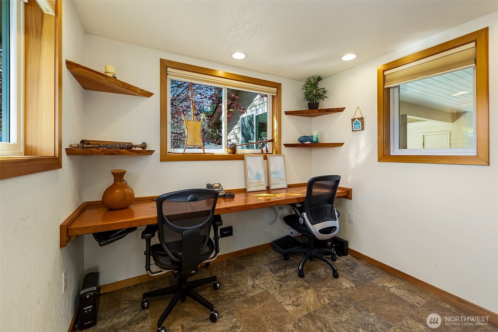 4906 Marshall Road Clinton, WA 98236 - Photo 24 of 40