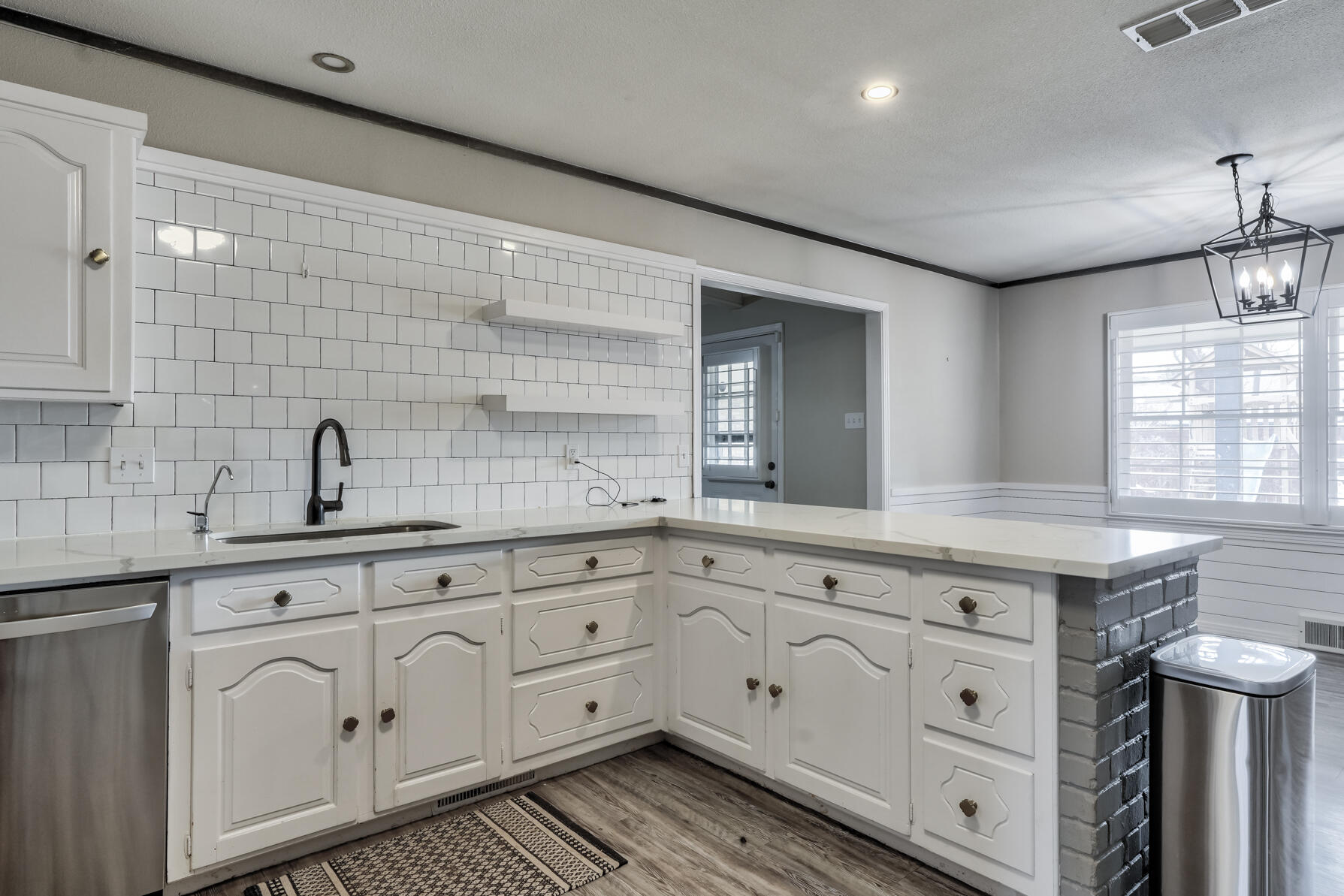 3303 53rd Street Lubbock, TX 79413 - Photo 13 of 64 DSC07666_67_68_69_70