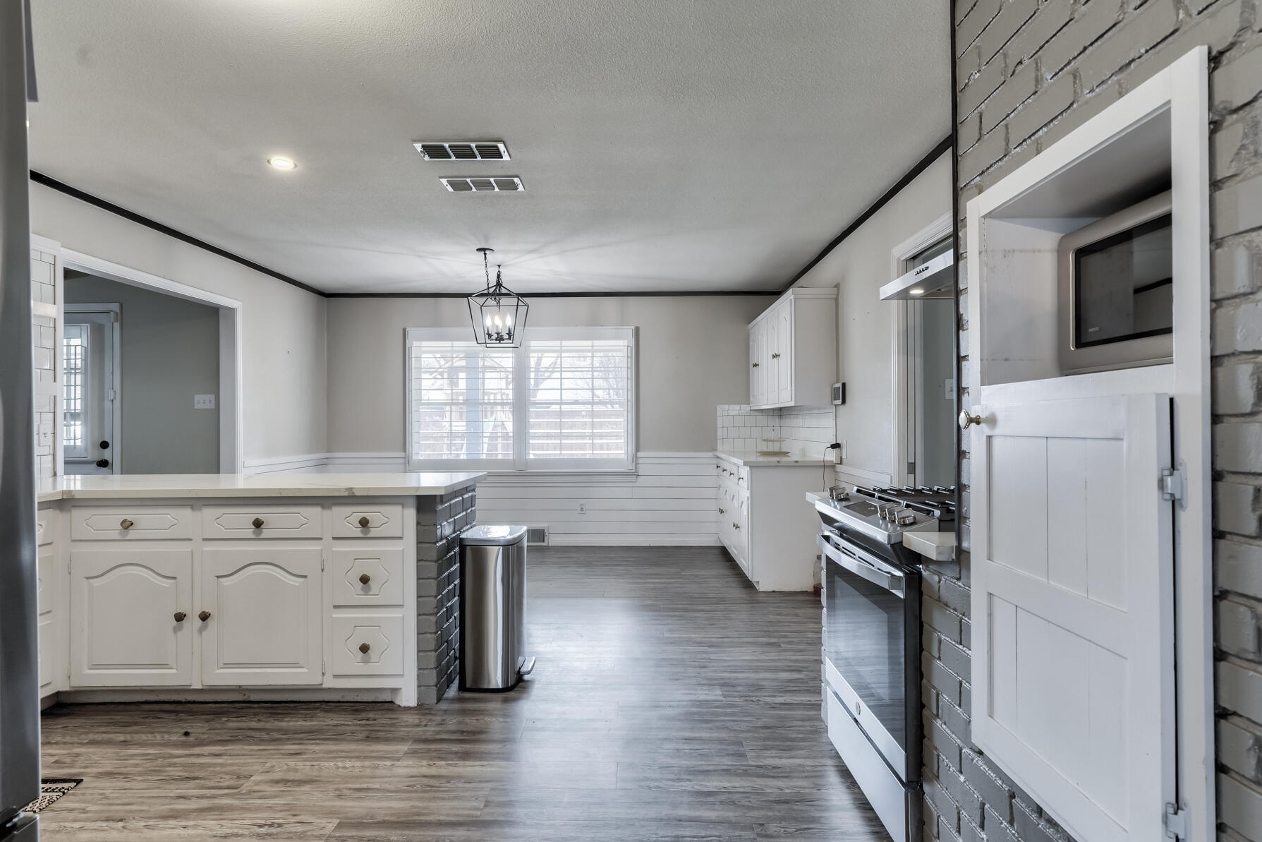 3303 53rd Street Lubbock, TX 79413 - Photo 17 of 64 DSC07661_2_3_4_5