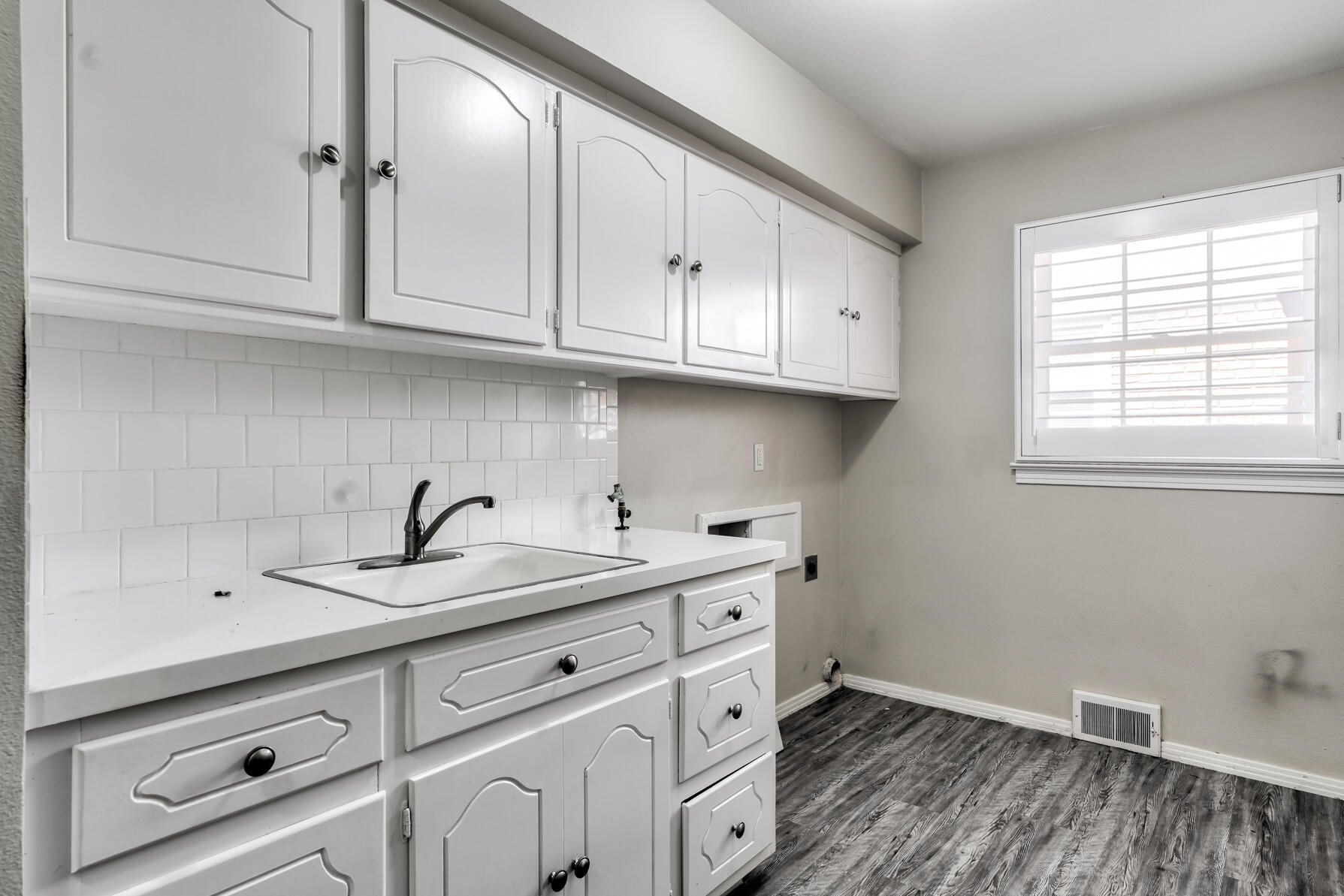 3303 53rd Street Lubbock, TX 79413 - Photo 53 of 64 DSC07716_17_18_19_20