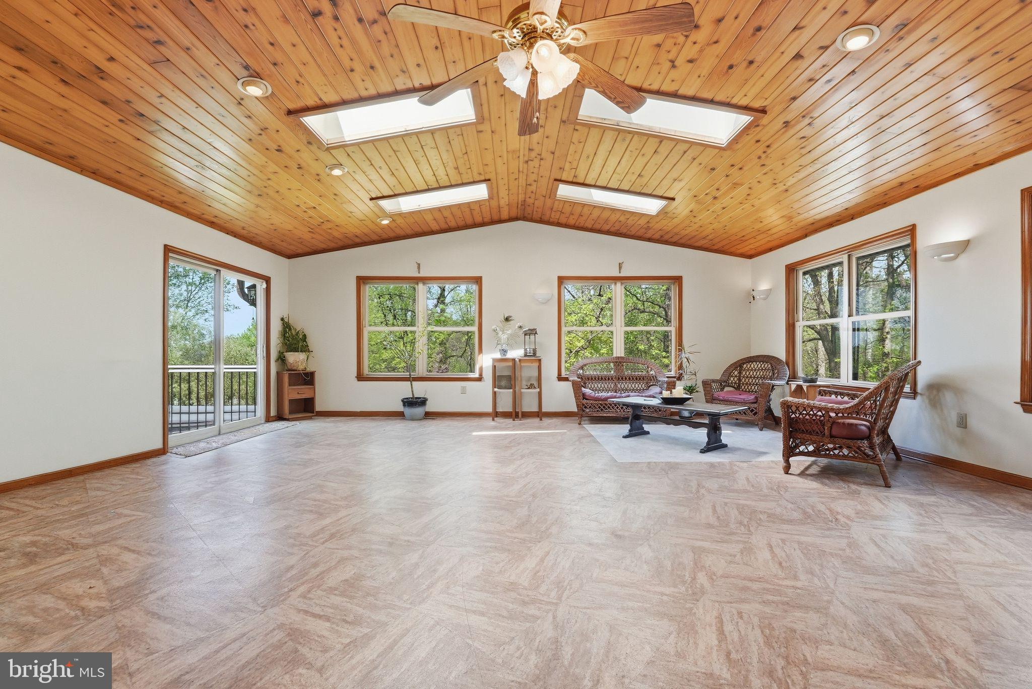 648 Creek Road Front Royal, VA 22630 - Photo 32 of 72 Sun Room