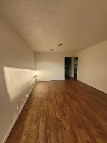 $2,500 | 4103 Riverside Drive, Unit 4, Coral Springs, FL 33065