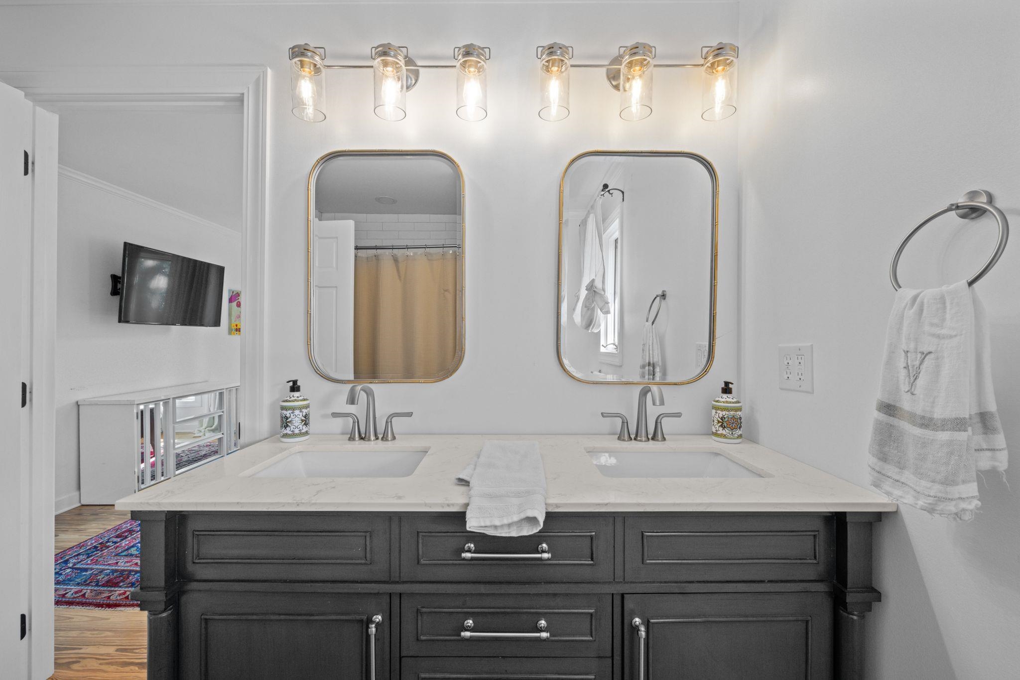 7646 Spring Branch Road Elberta, AL 36530 - Photo 21 of 85 Bathroom
