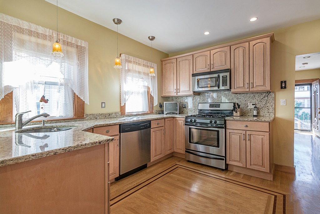 67-69 Windsor Road Medford, MA 02155 - Photo 11 of 28 Gallery Image 11