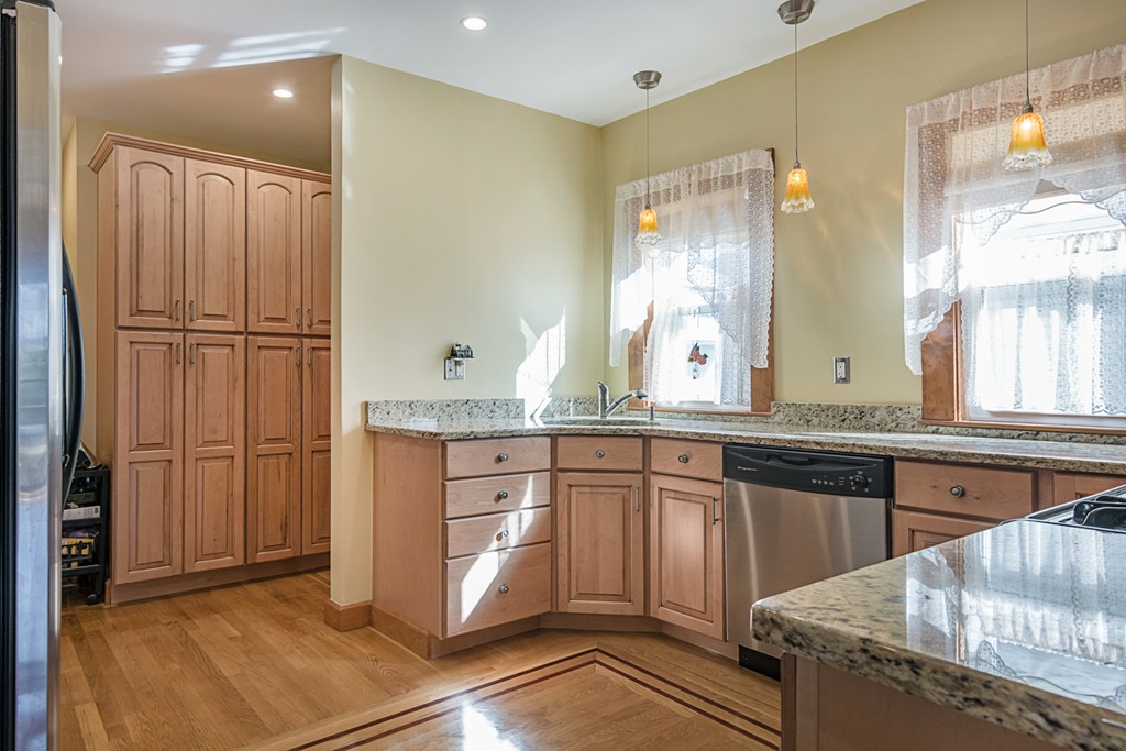 67-69 Windsor Road Medford, MA 02155 - Photo 9 of 28 Gallery Image 9