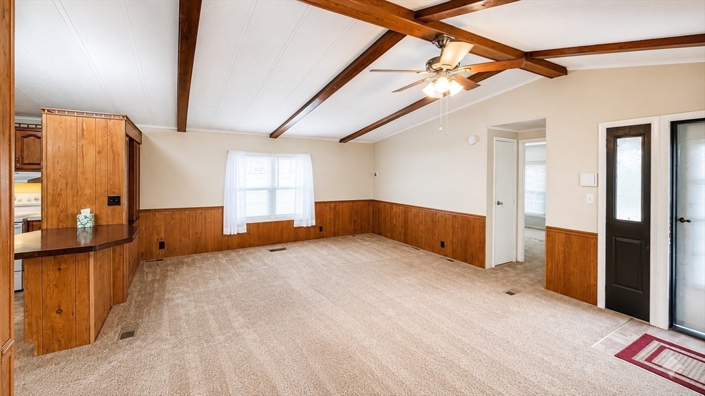557 Southwest Cutoff, Unit 135 Worcester, MA 01607 - Photo 4 of 14