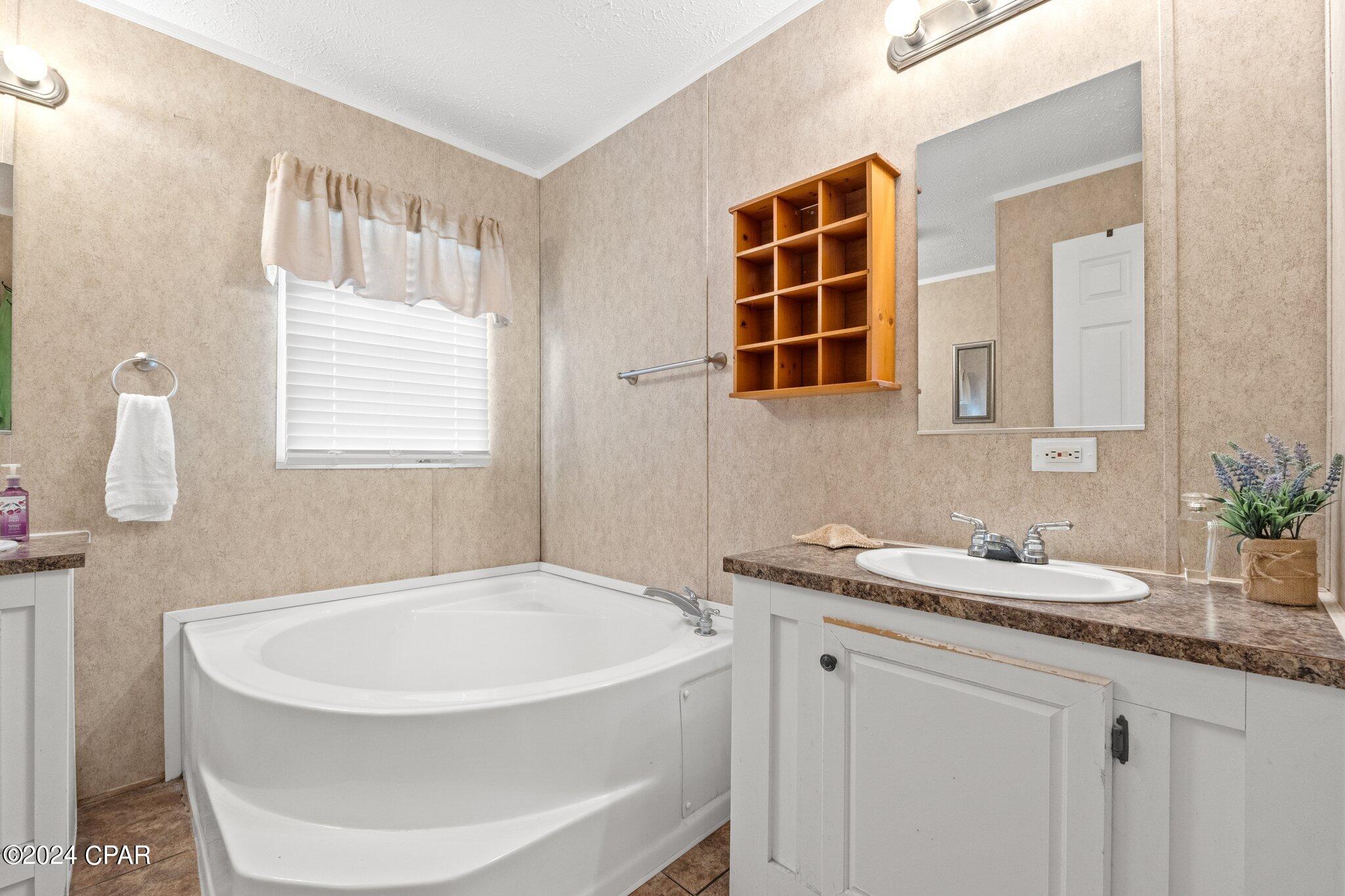 3543 Pine Logging Road Chipley, FL 32428 - Photo 19 of 44