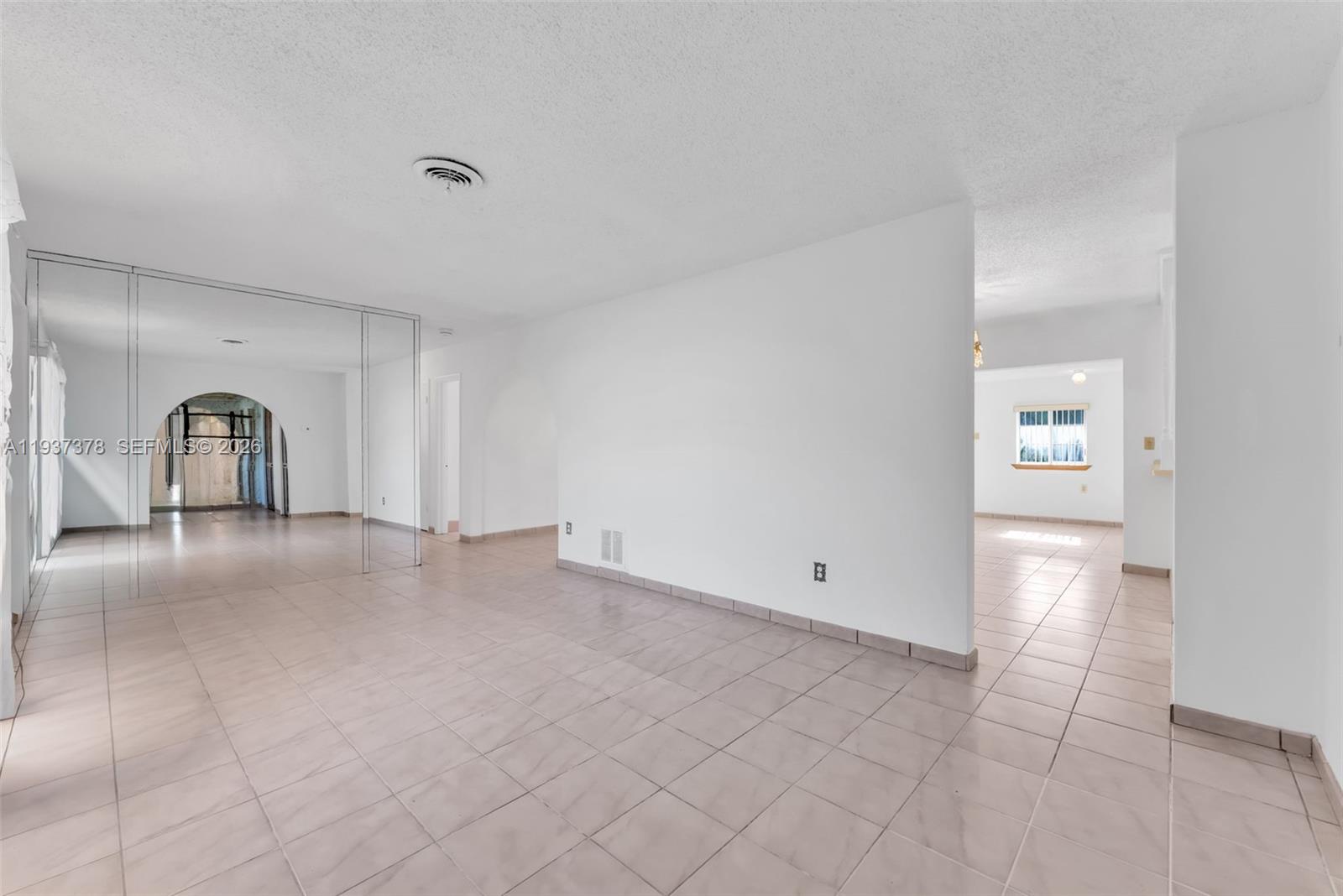 11190 Southwest 57th Street Miami, FL 33173 - Photo 11 of 38